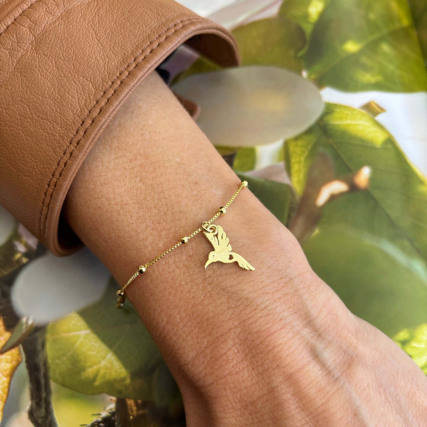 PULSERA COLIBRÍ- BAÑADO EN ORO