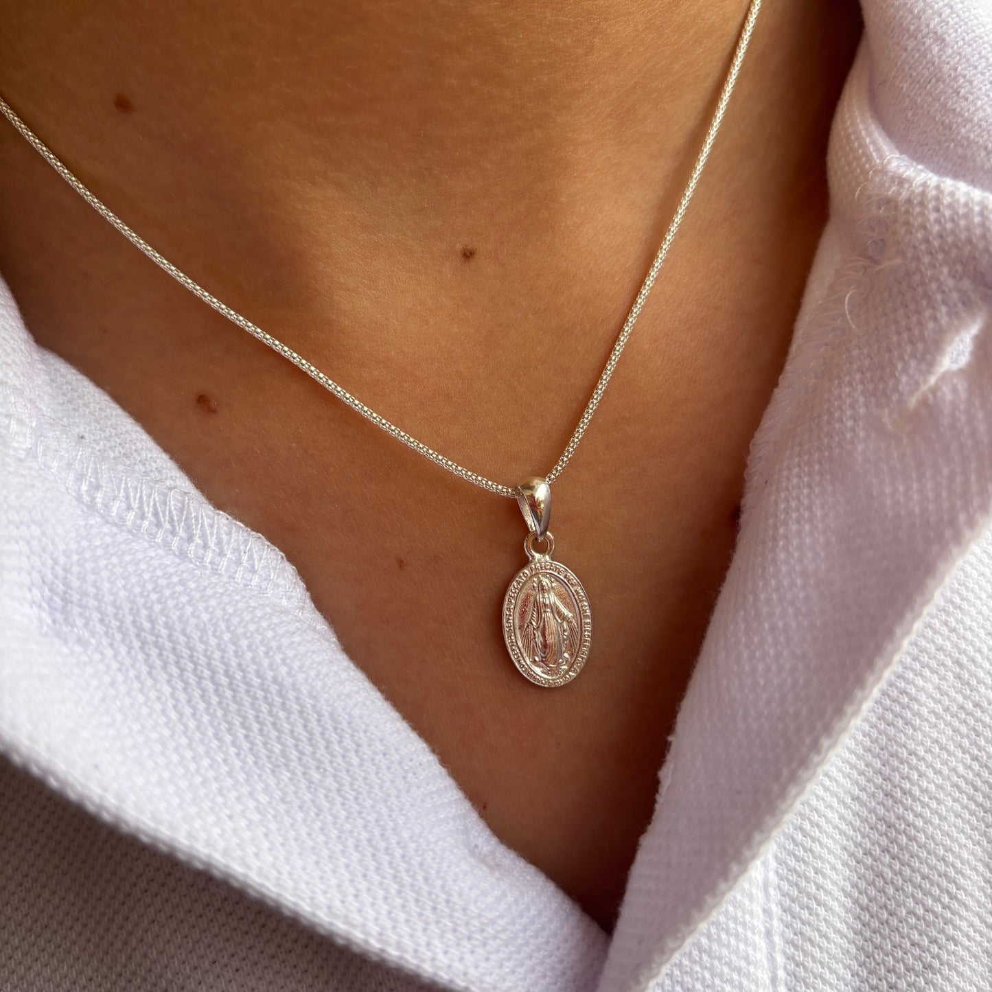 CADENA DE PLATA VIRGEN DE LOS RAYOS SIMPLE- RELIGIOSO