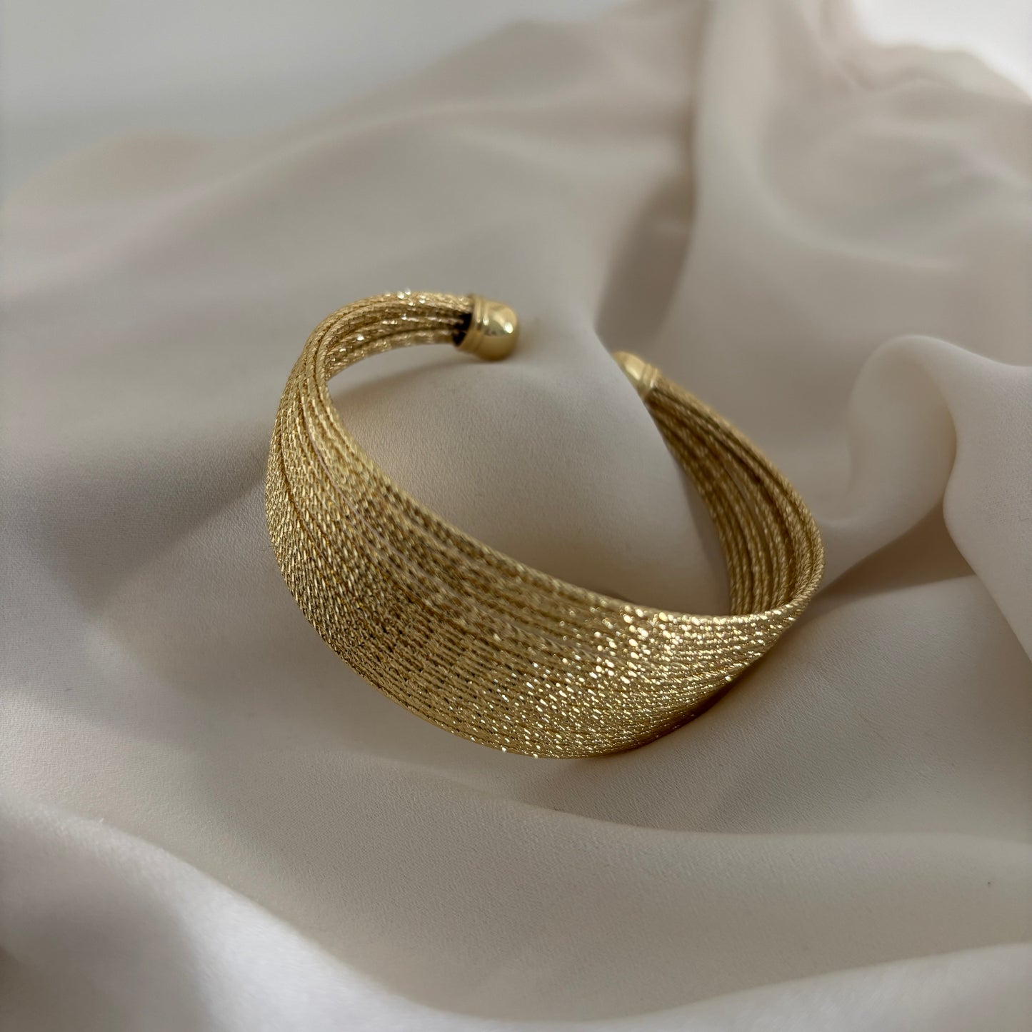PULSERA ESCLAVA HERA - BAÑADO EN ORO