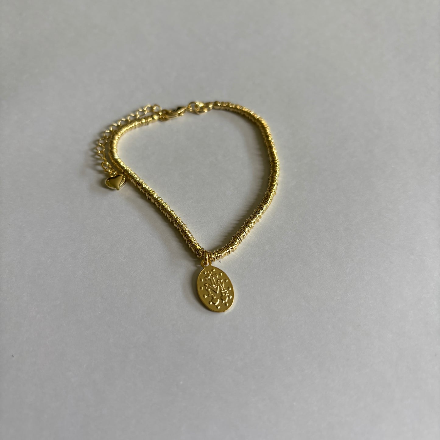 PULSERA VIRGEN DE LOS RAYOS - BAÑADO EN ORO