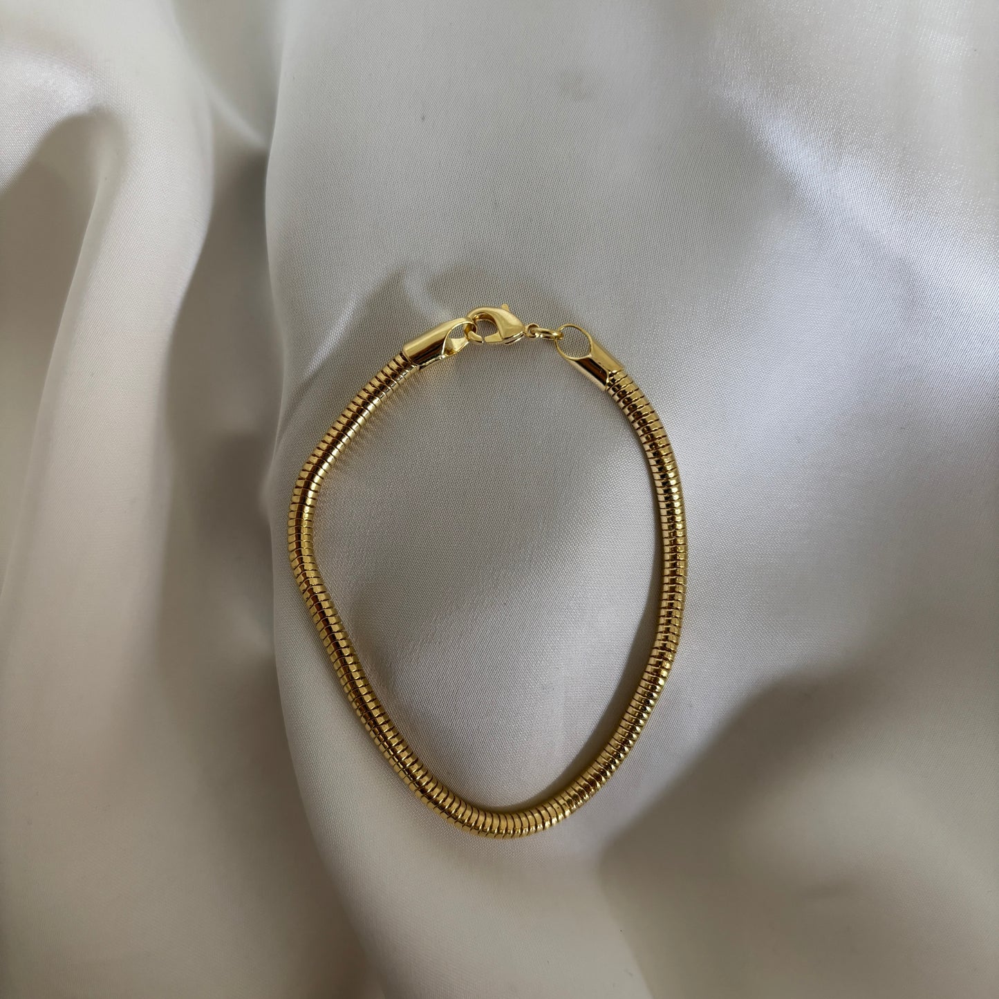 PULSERA SNAKE- BAÑADO EN ORO