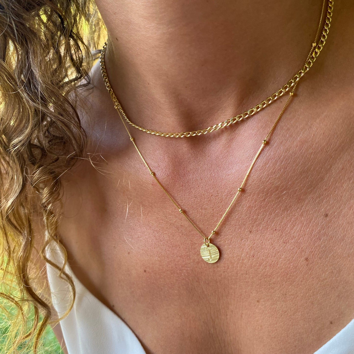 COLLAR BOLITAS LETRA PERSONALIZADA - BAÑADO EN ORO
