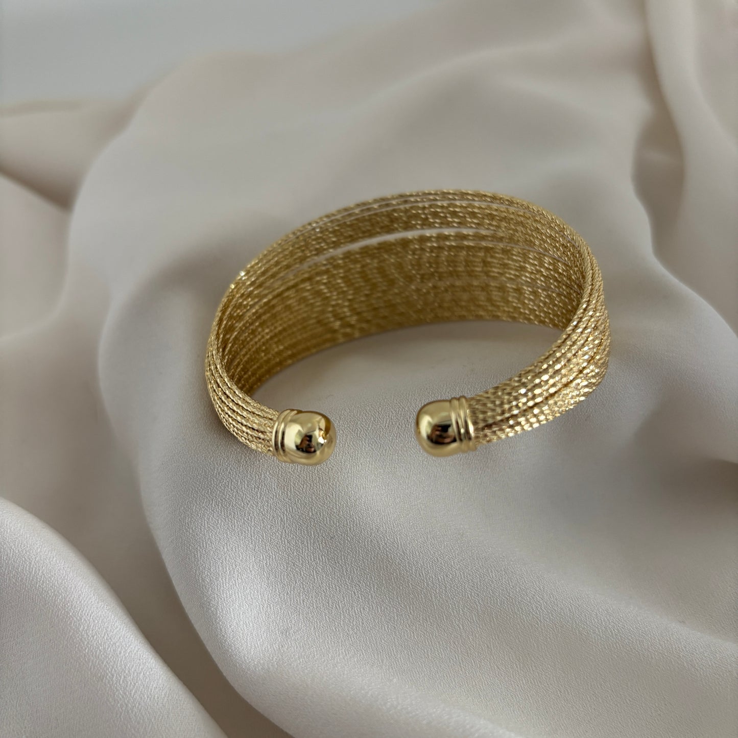 PULSERA ESCLAVA HERA - BAÑADO EN ORO