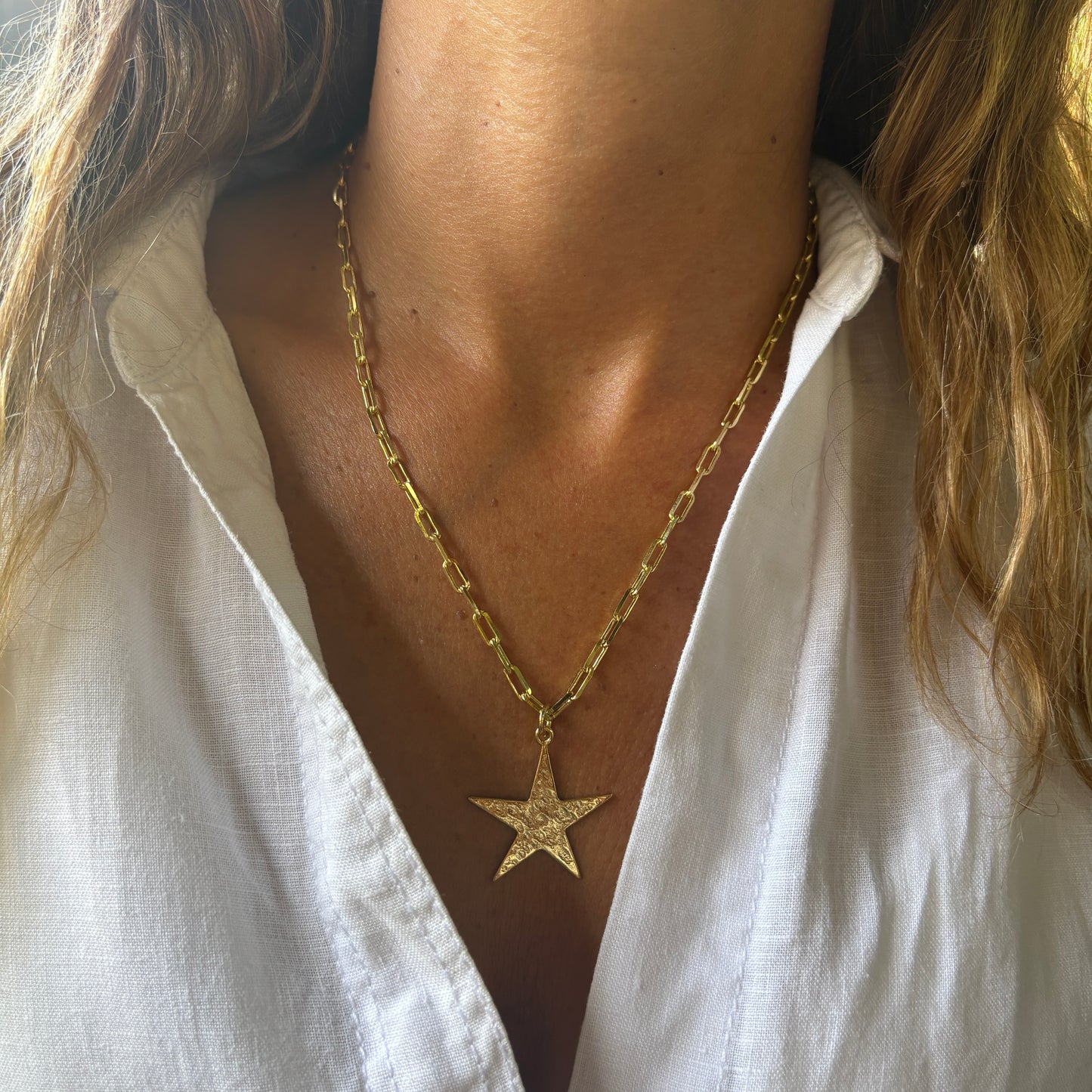 COLLAR STELLA - BAÑADO EN ORO