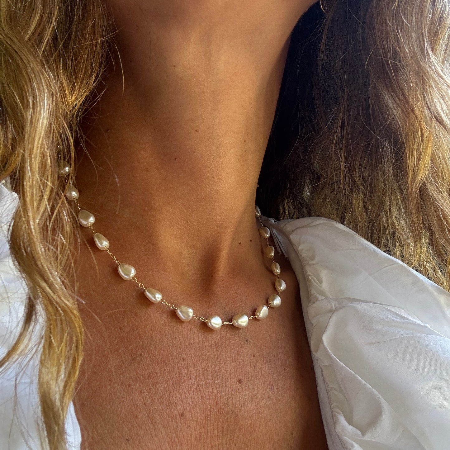 COLLAR PERLAS- BAÑADO EN ORO