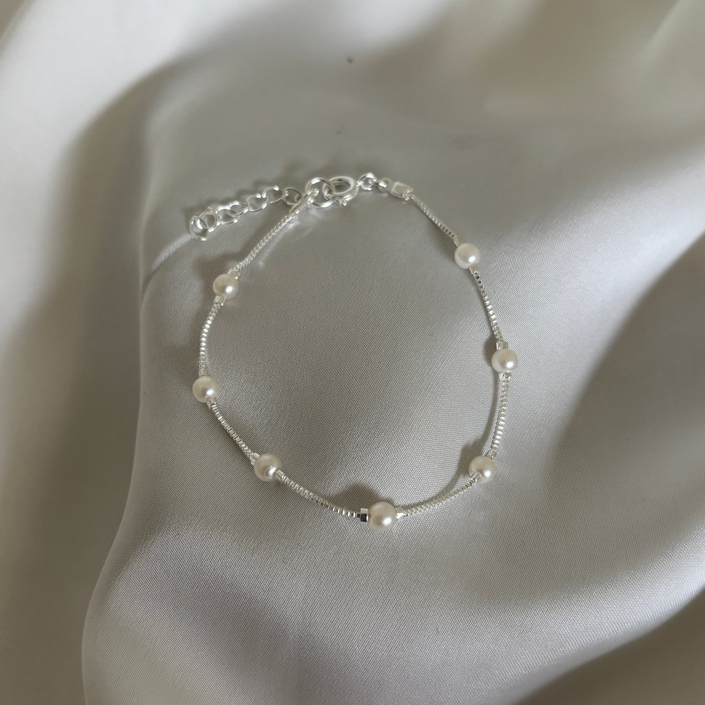 PULSERA AURA- BAÑADO EN PLATA