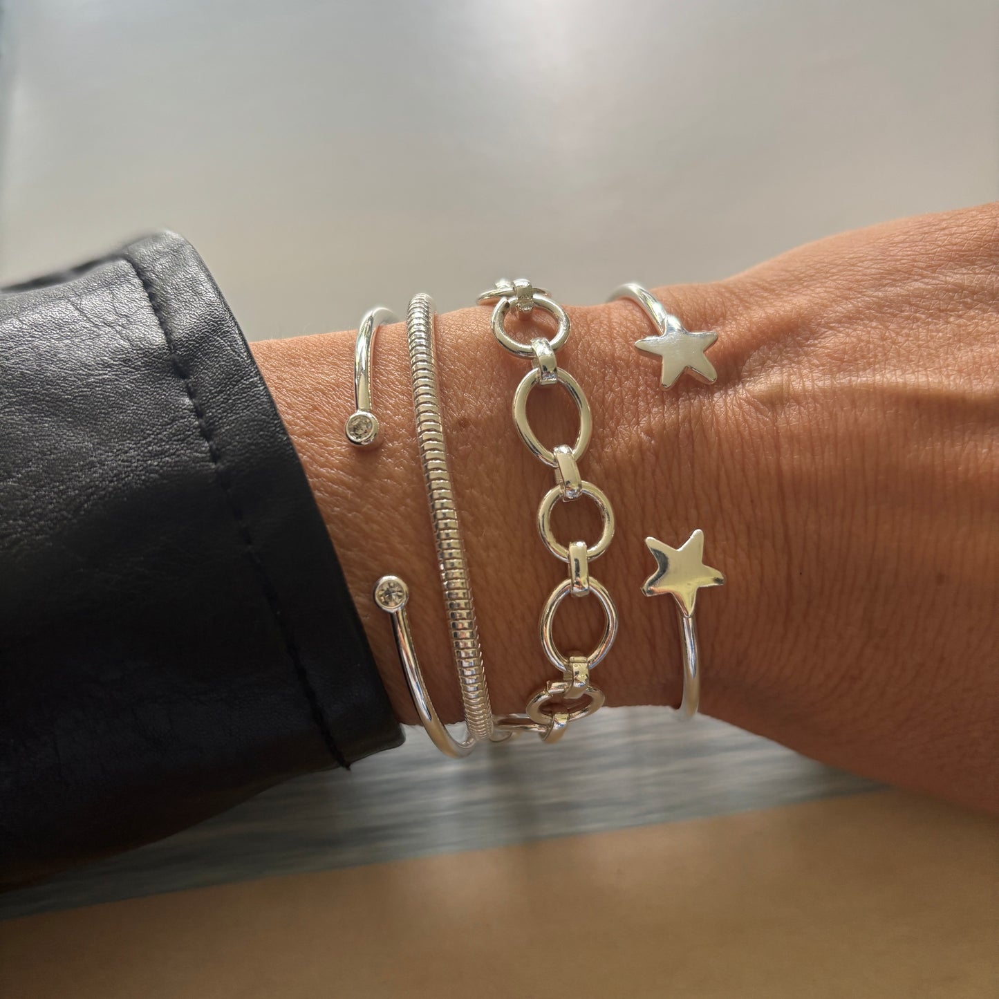 PULSERA ESCLAVA ESTRELLA - BAÑADO EN PLATA