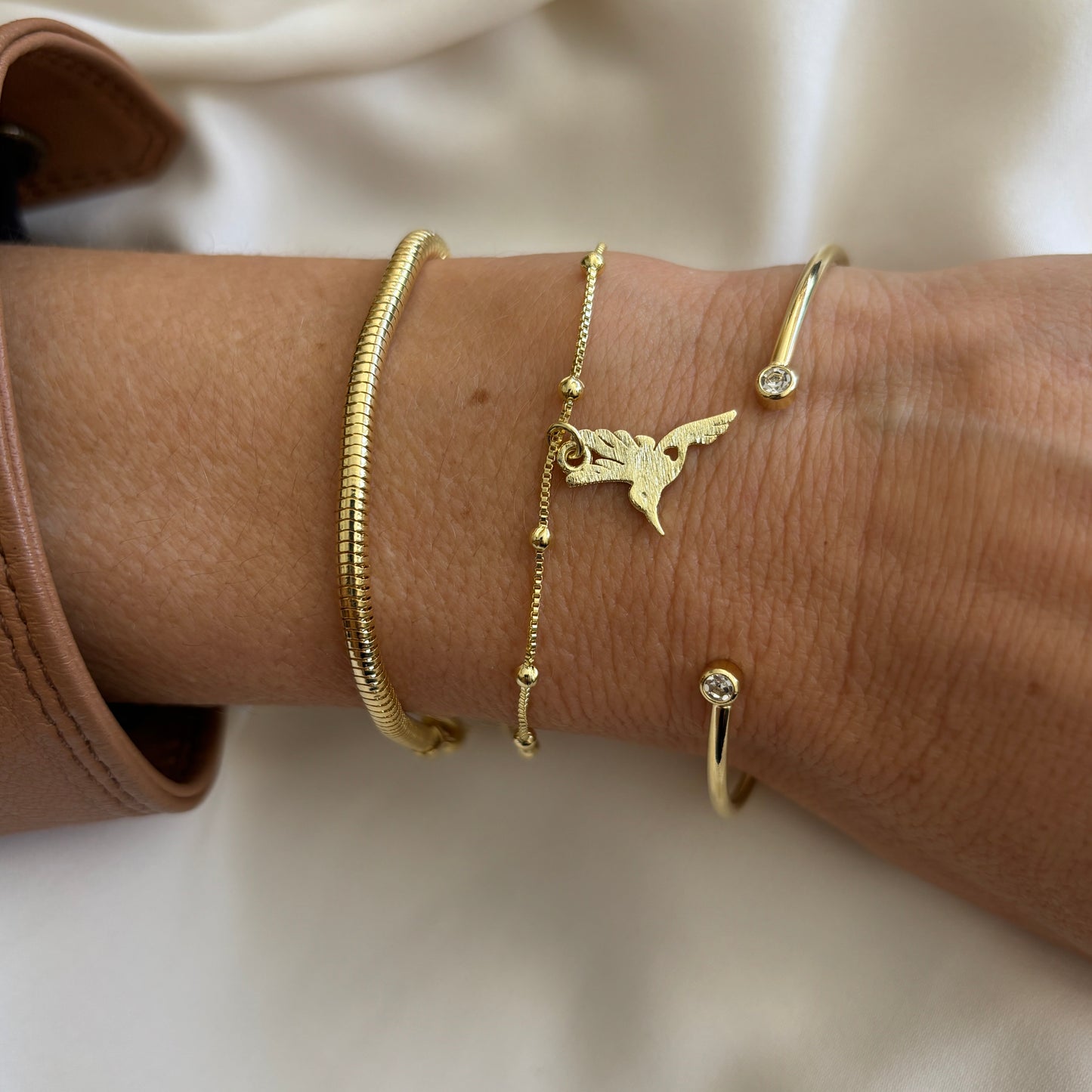 PULSERA COLIBRÍ- BAÑADO EN ORO