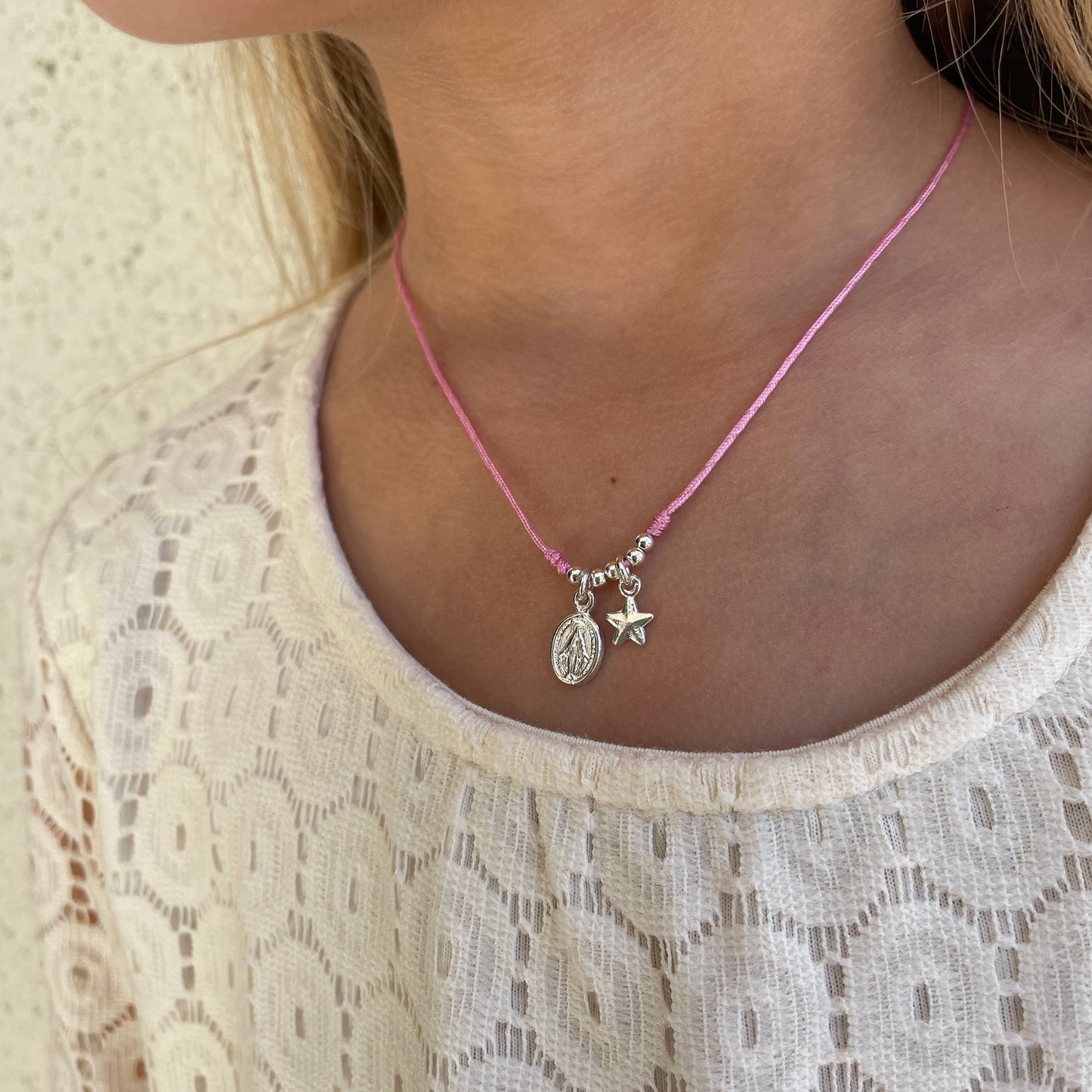 COLLAR HILO VIRGEN ESTRELLA GUÍA - PLATA