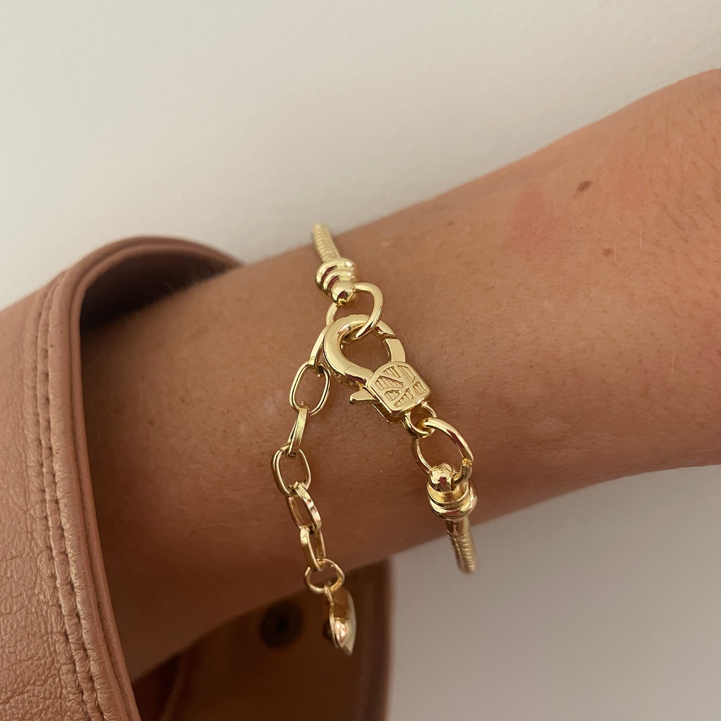 PULSERA MIA - BAÑADO EN ORO