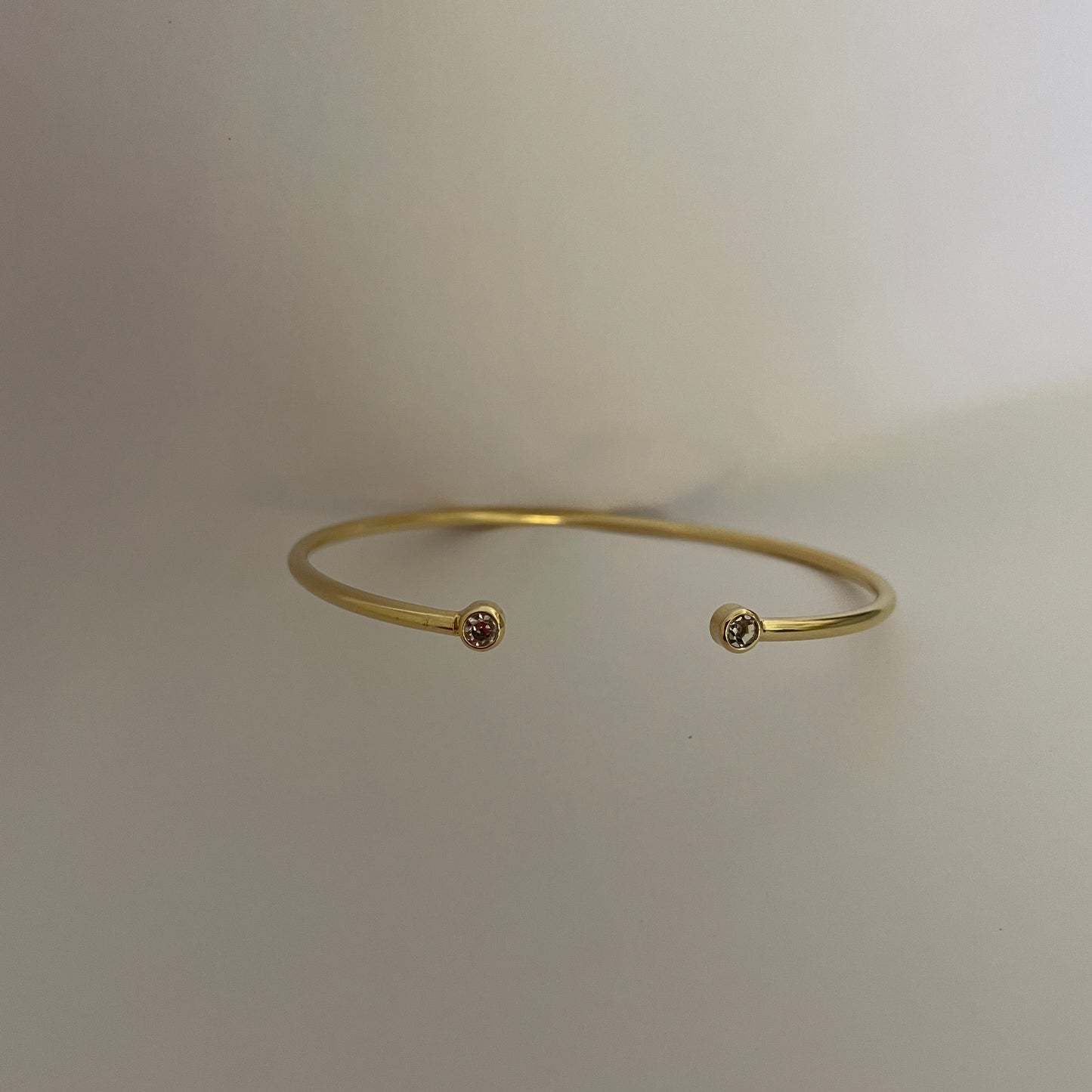 PULSERA ESCLAVA CIRCONES  - BAÑADO EN ORO